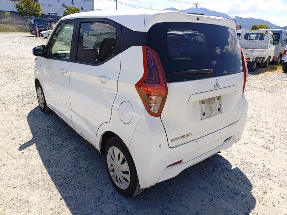 MITSUBISHI EK WAGON