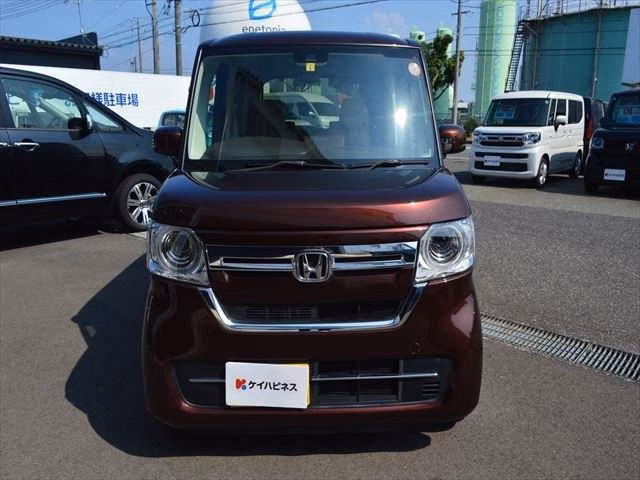 HONDA N-BOX