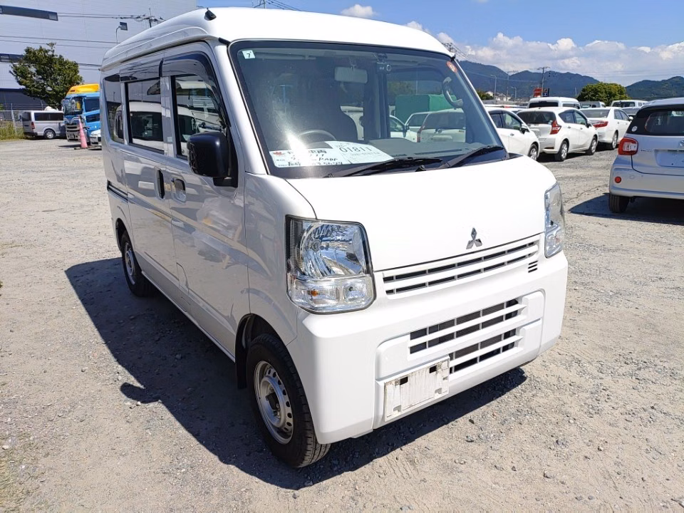 MITSUBISHI MINICAB