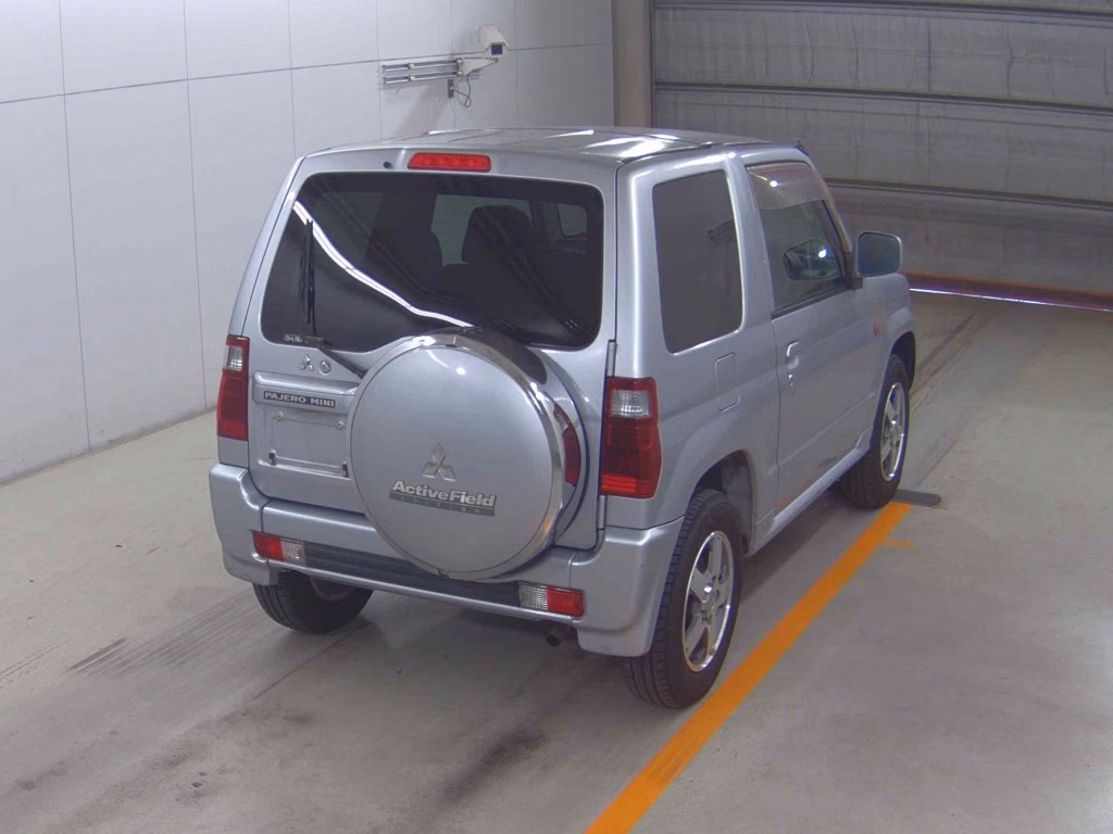 MITSUBISHI PAJERO MINI