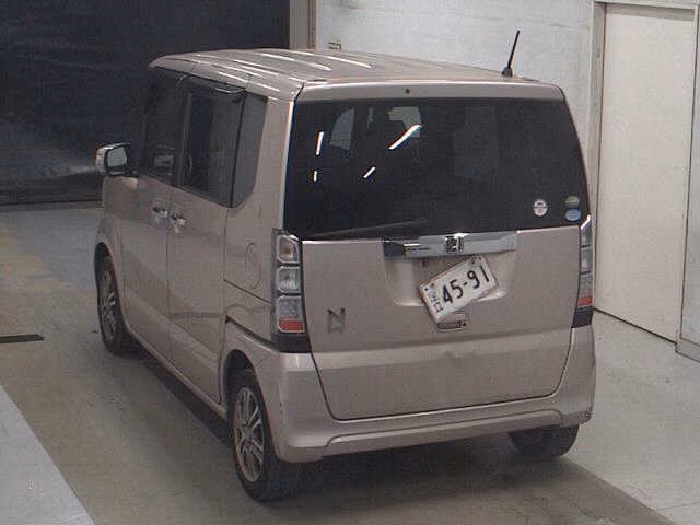 HONDA N-BOX