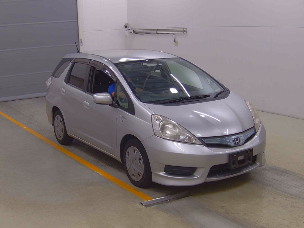 HONDA FIT SHUTTLE