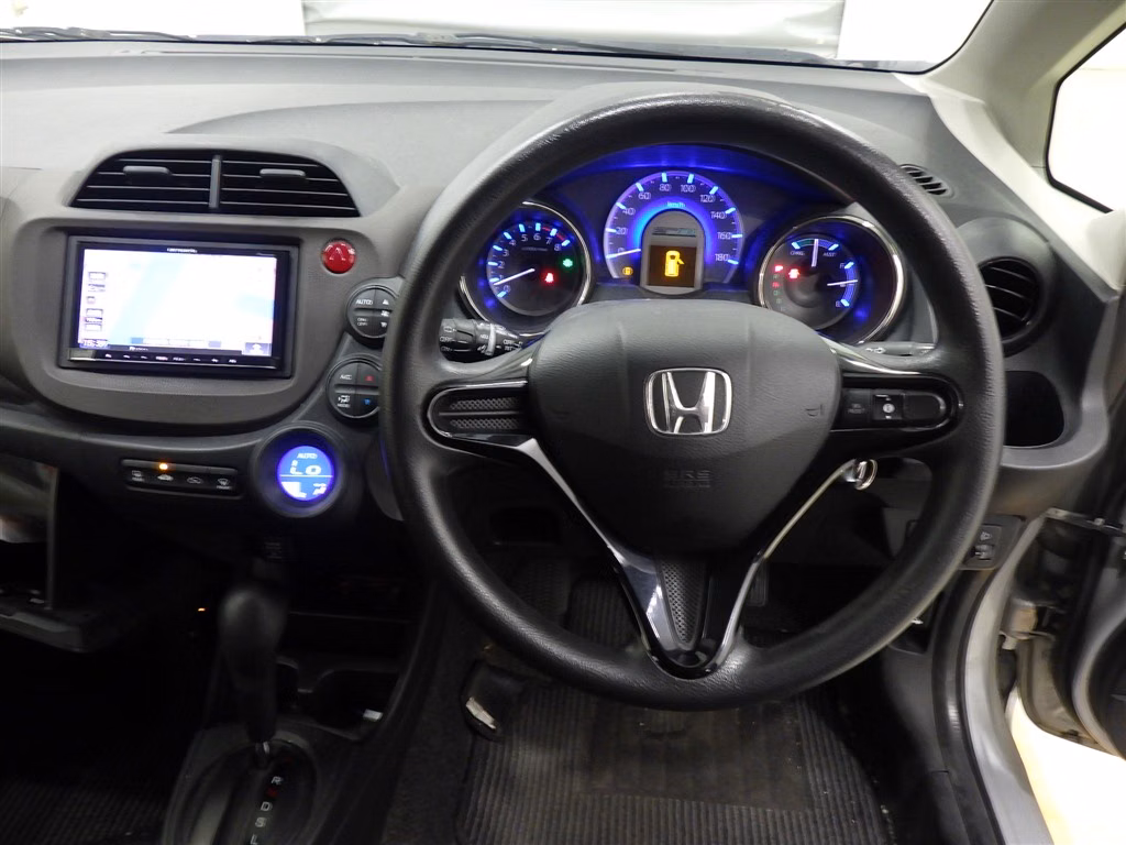 HONDA FIT SHUTTLE