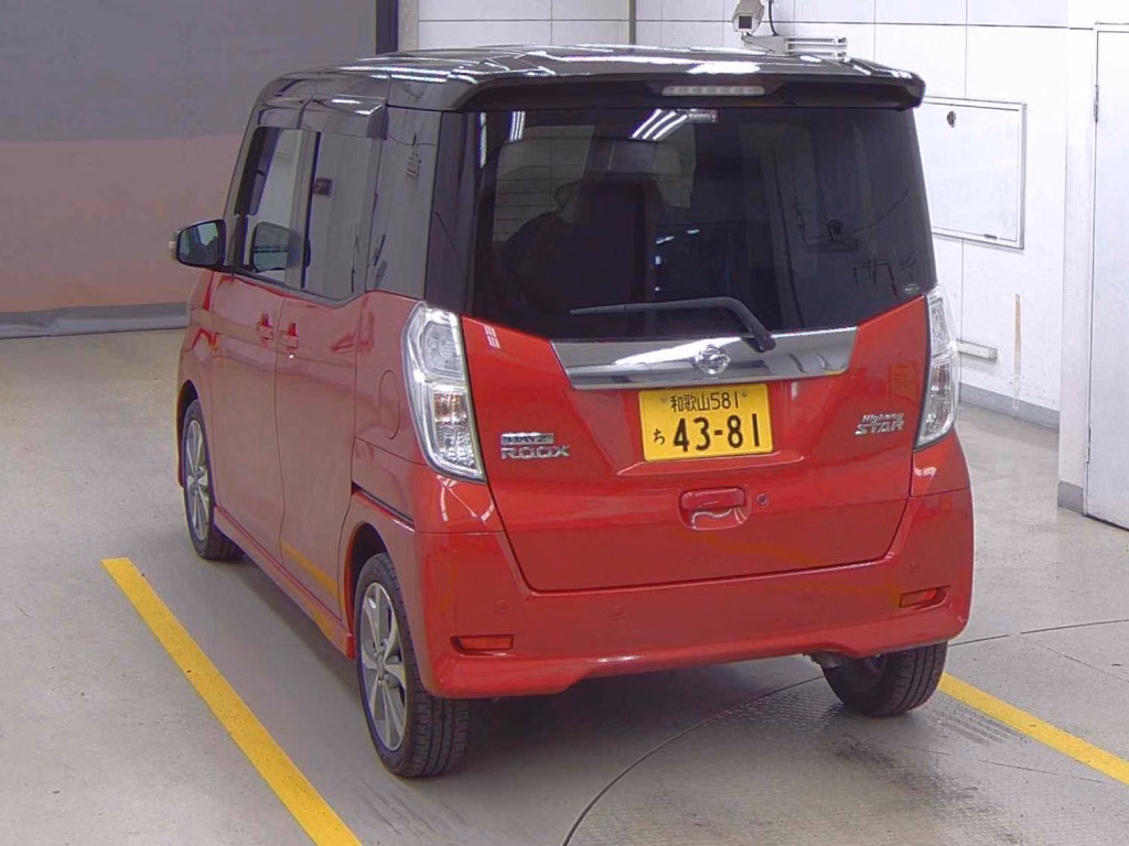 NISSAN DAYZ ROOX