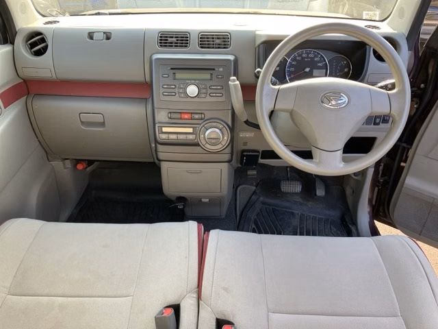 DAIHATSU MOVE CONTE