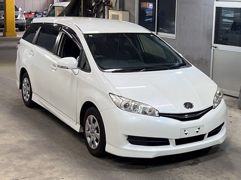 TOYOTA WISH