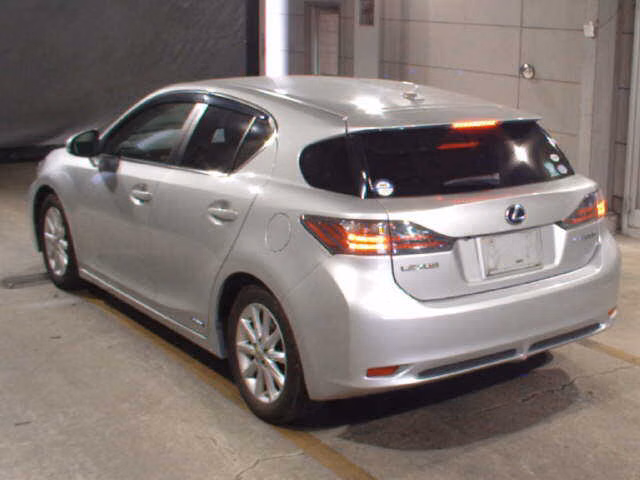 LEXUS CT200H
