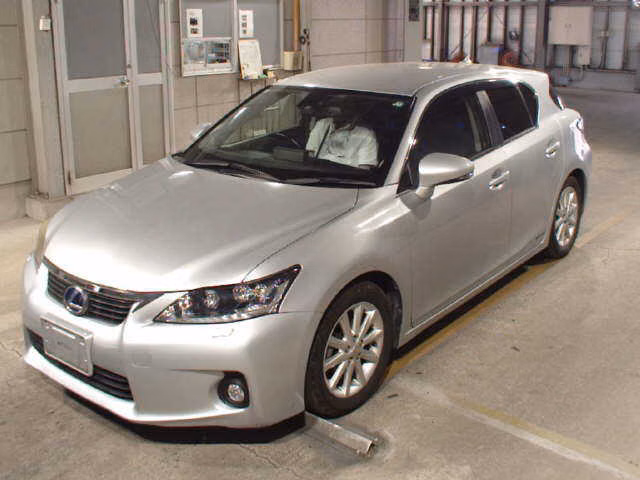LEXUS CT200H