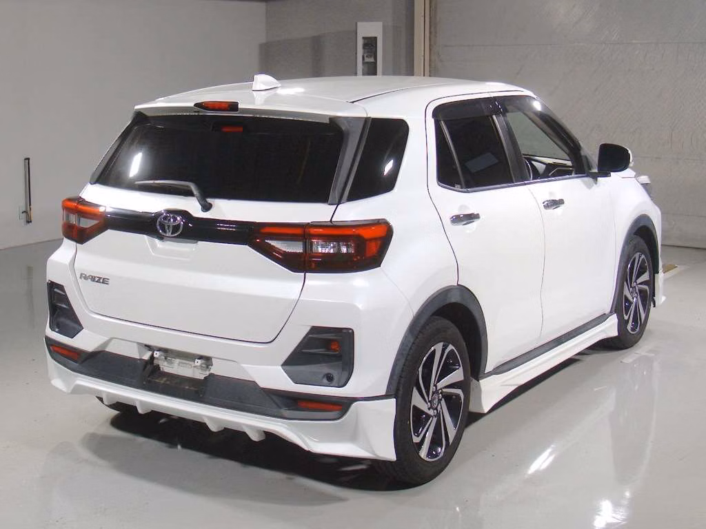 TOYOTA RAIZE