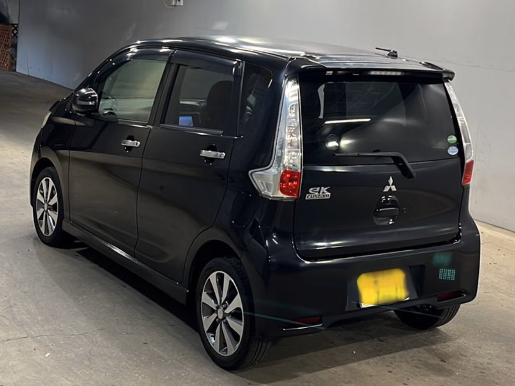 MITSUBISHI EK CUSTOM