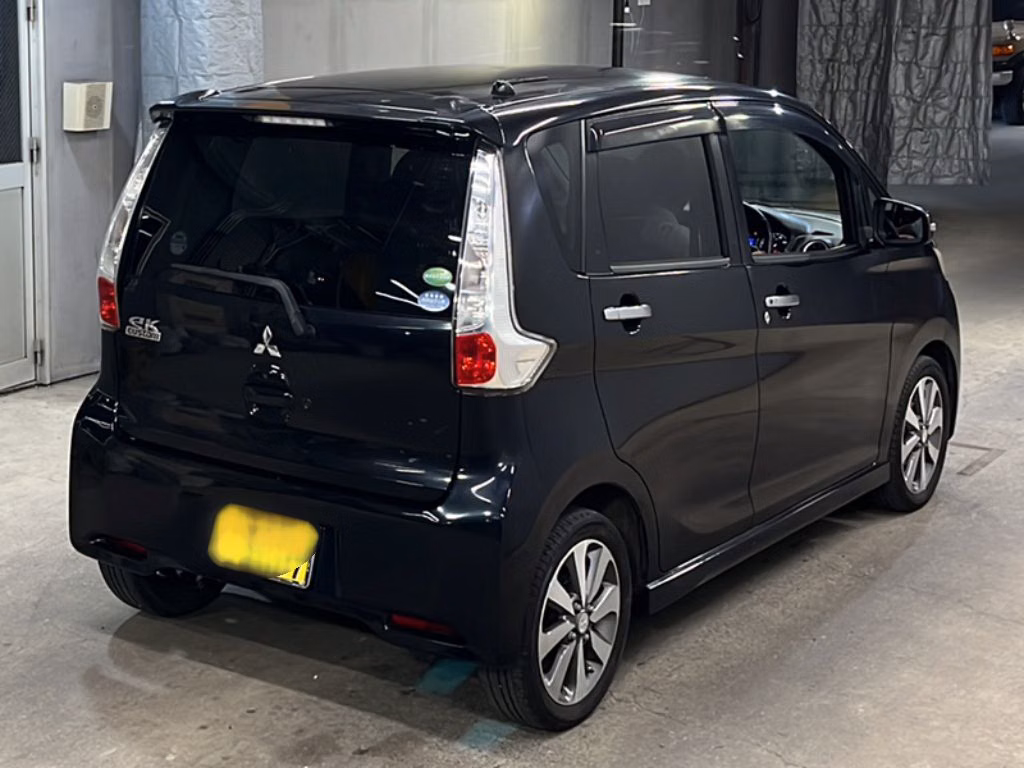 MITSUBISHI EK CUSTOM