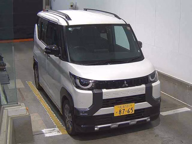 MITSUBISHI DELICA MINI