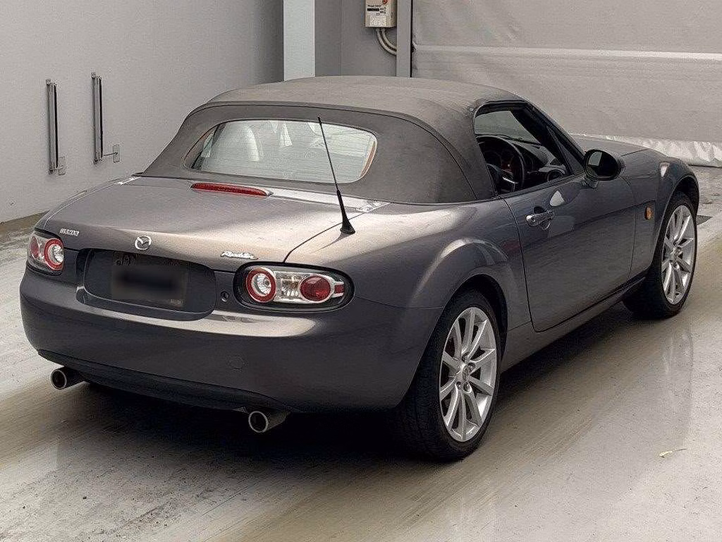 MAZDA ROADSTER