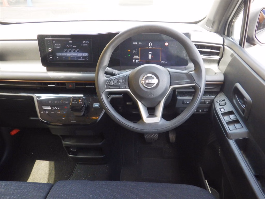 NISSAN SAKURA