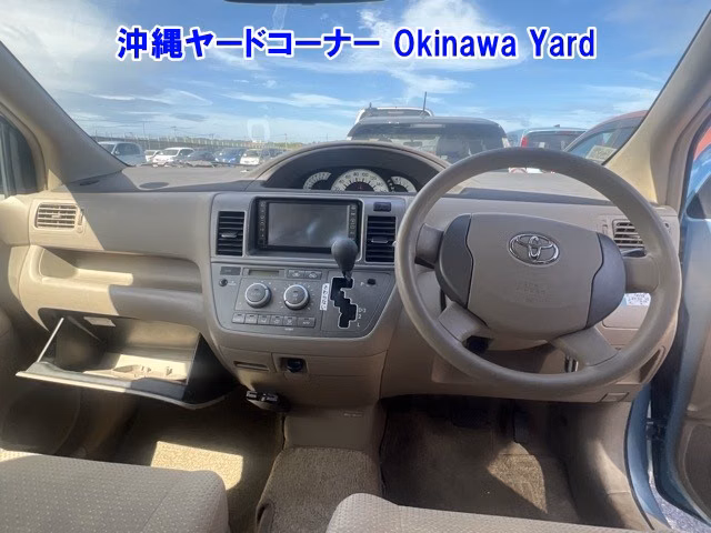 TOYOTA RAUM