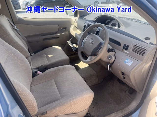 TOYOTA RAUM