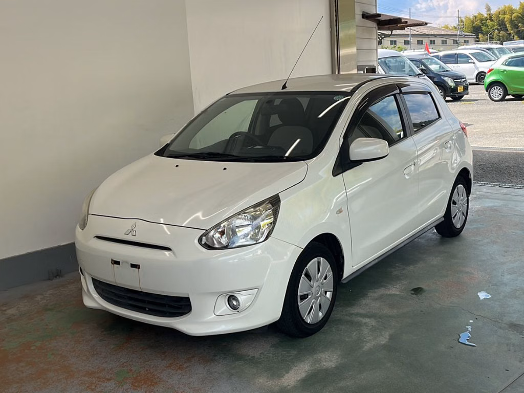 MITSUBISHI MIRAGE
