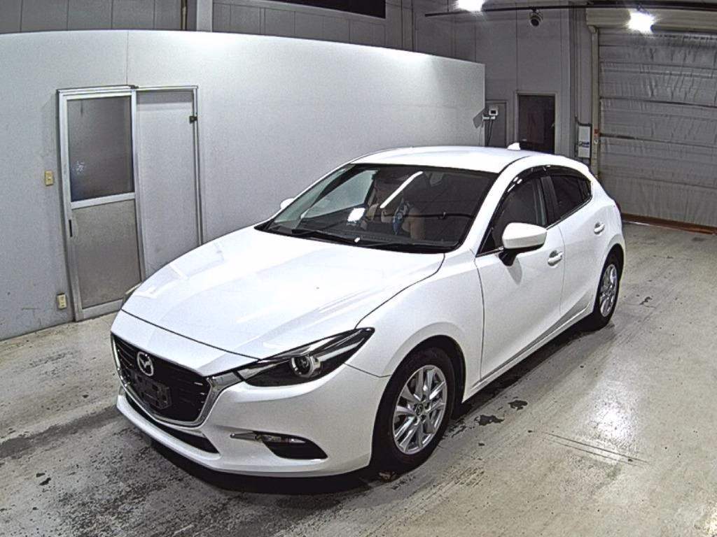 MAZDA AXELA