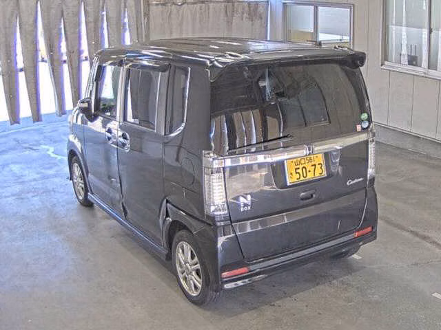 HONDA N-BOX