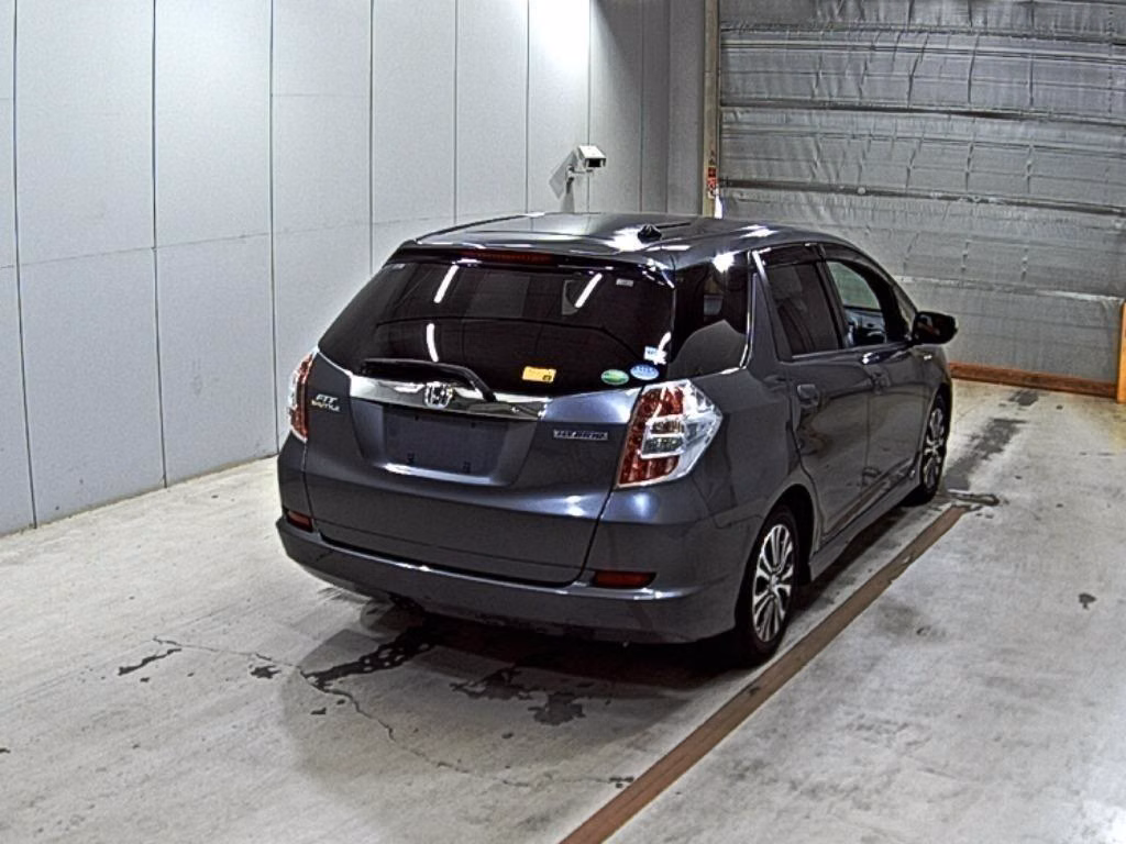 HONDA FIT SHUTTLE