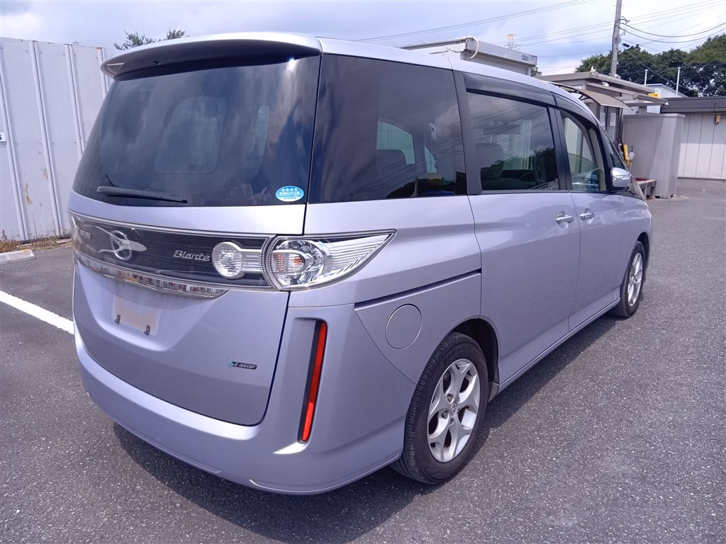 MAZDA BIANTE