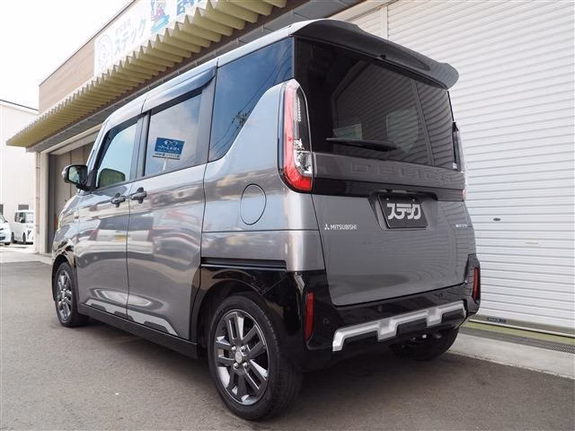 MITSUBISHI DELICA MINI