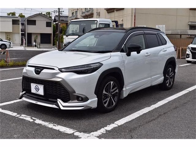 TOYOTA COROLLA CROSS