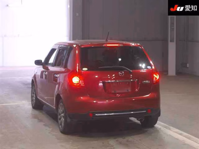 MAZDA VERISA