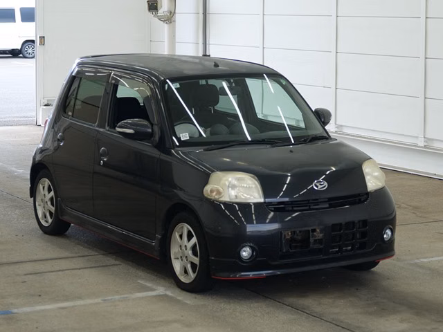DAIHATSU ESSE
