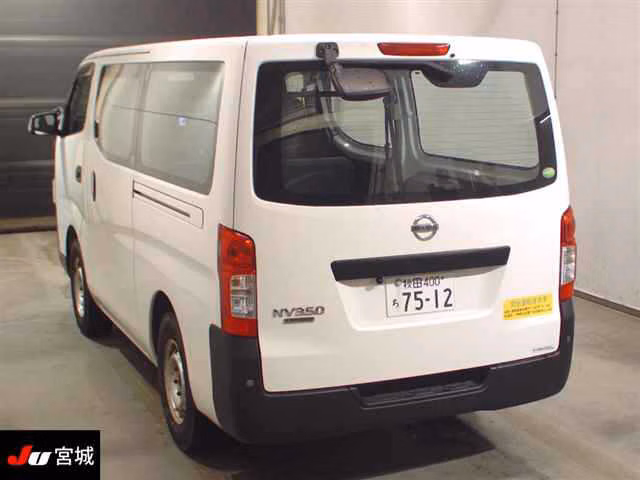 NISSAN NV350 CARAVAN
