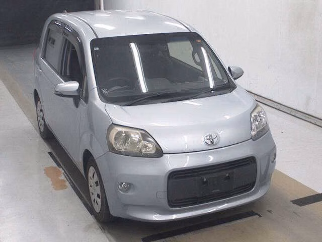 TOYOTA PORTE