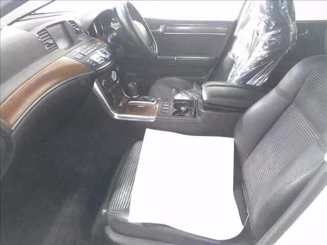 NISSAN FUGA