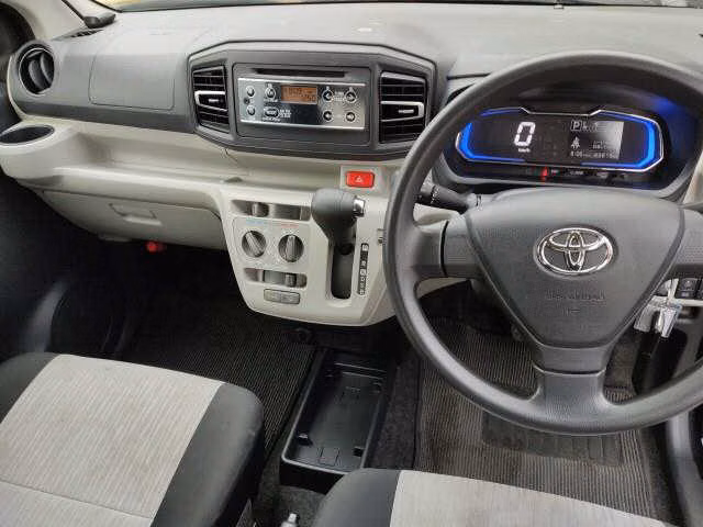 TOYOTA PIXIS EPOCH