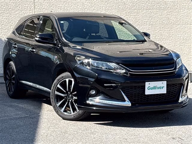 TOYOTA HARRIER