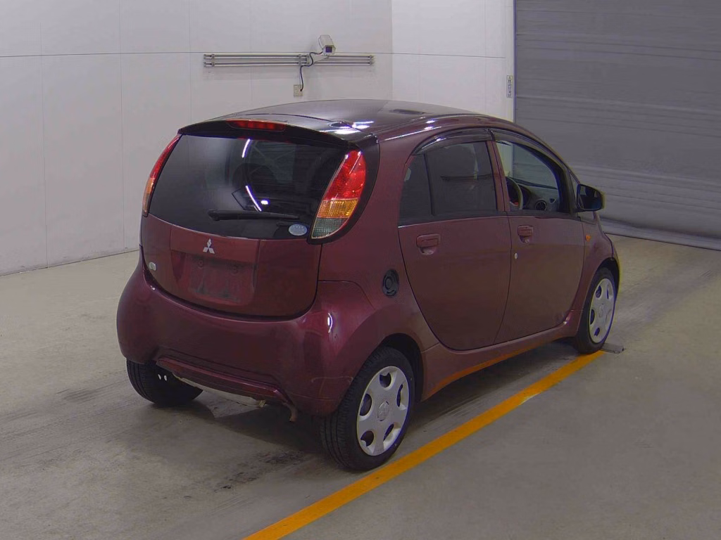 MITSUBISHI I