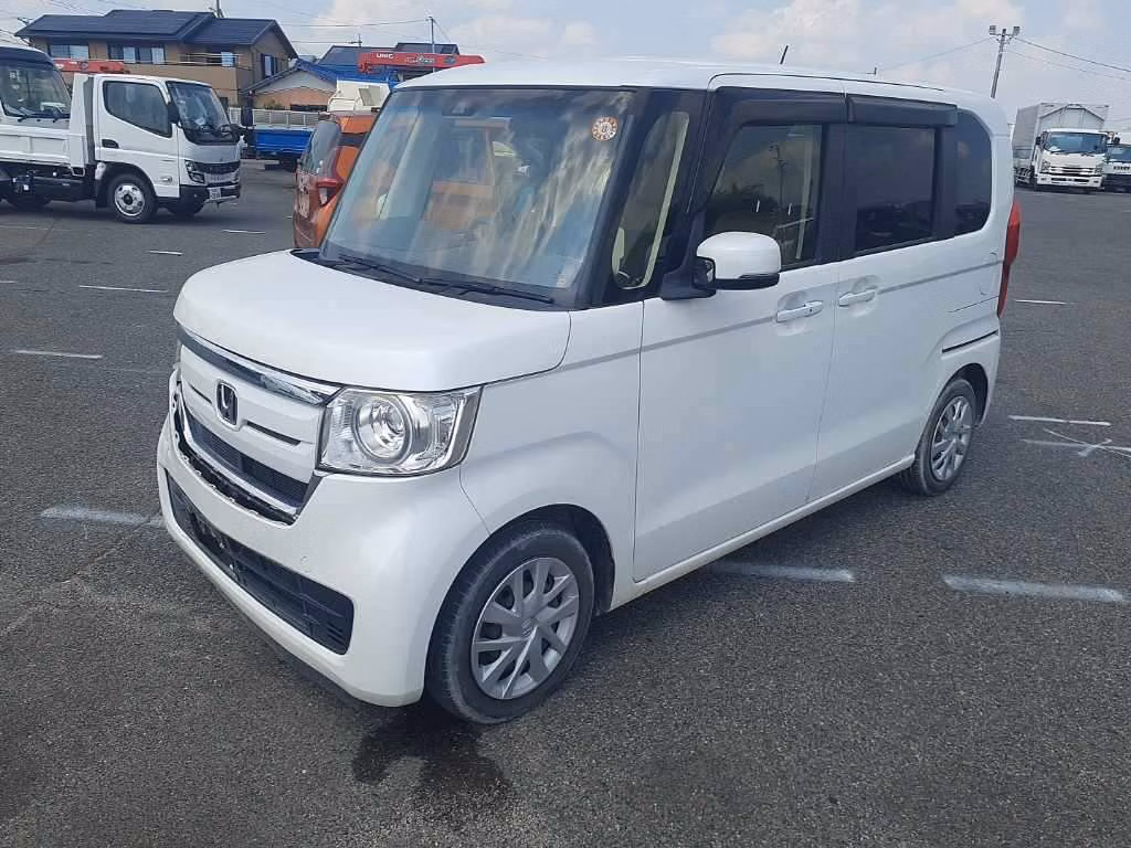 HONDA N-BOX