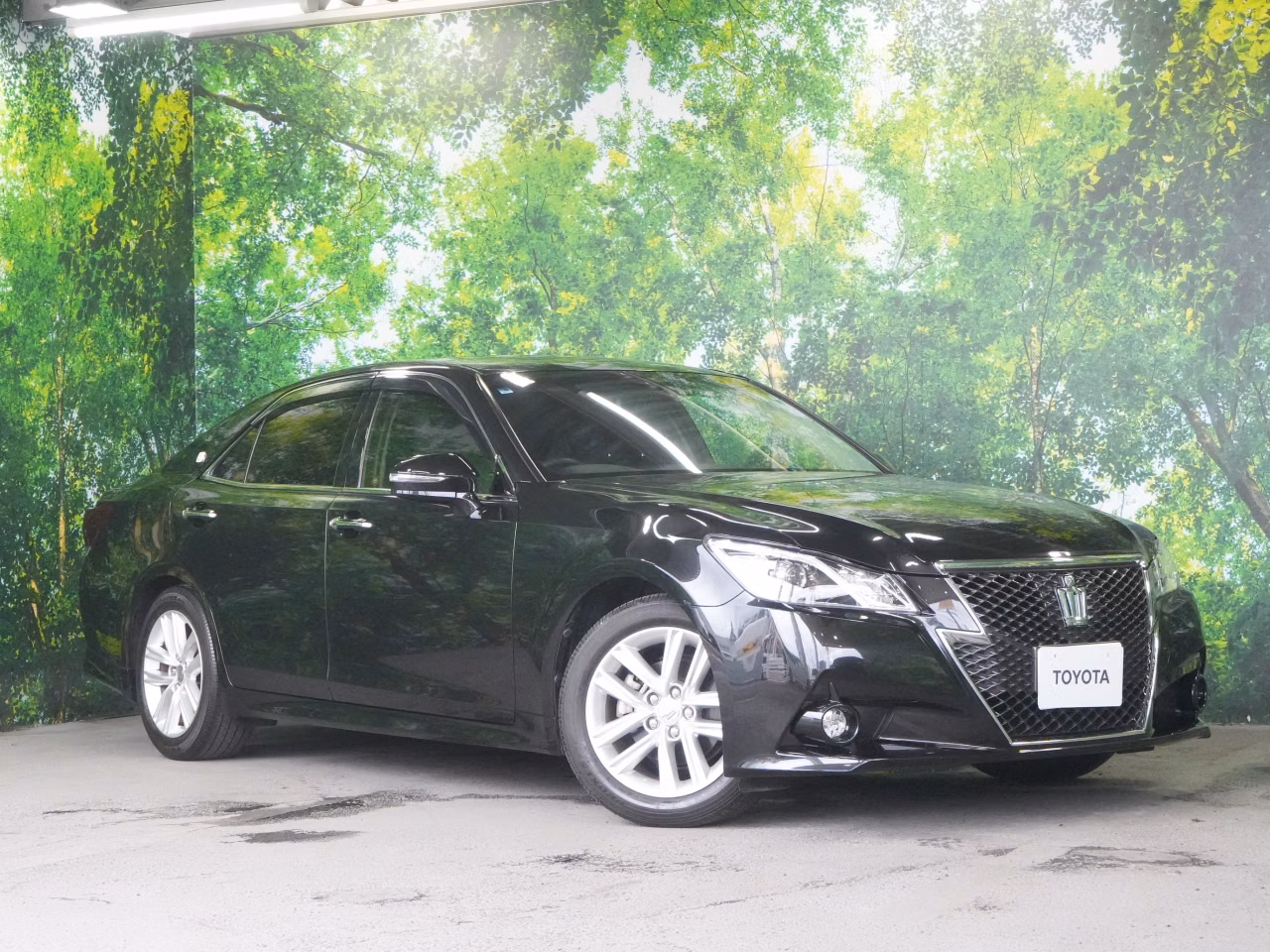 TOYOTA CROWN