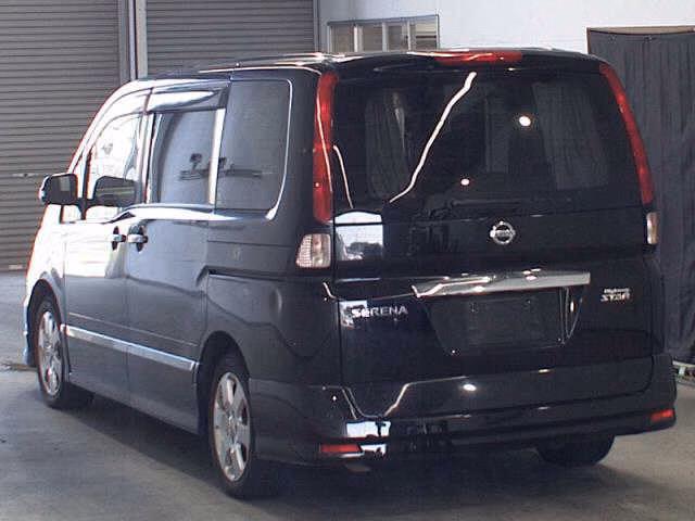 NISSAN SERENA
