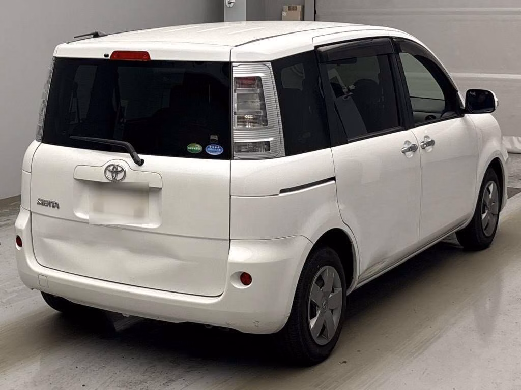 TOYOTA SIENTA