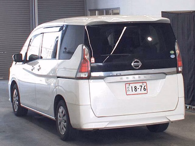 NISSAN SERENA