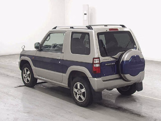 MITSUBISHI PAJERO MINI