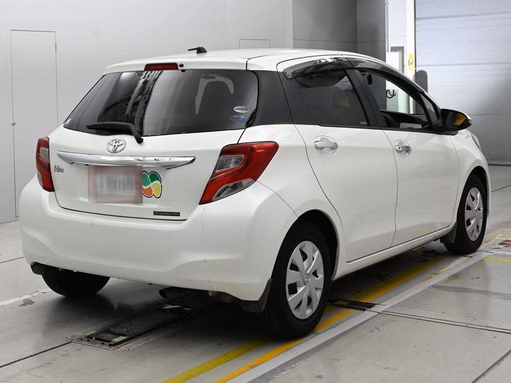 TOYOTA VITZ