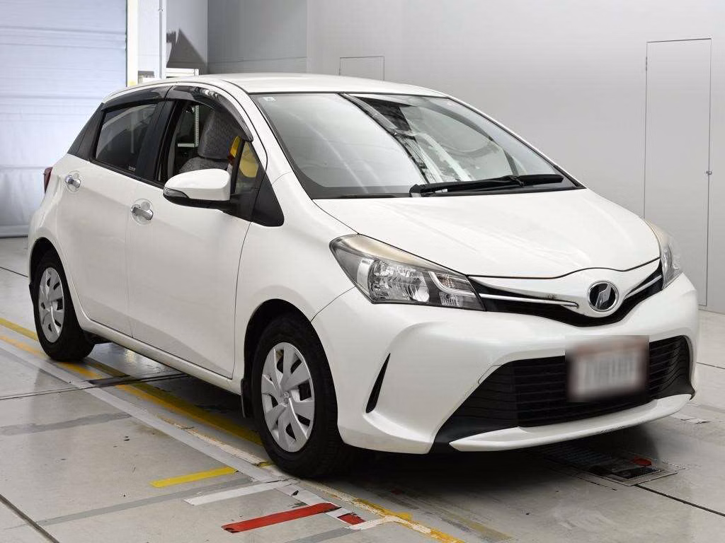 TOYOTA VITZ