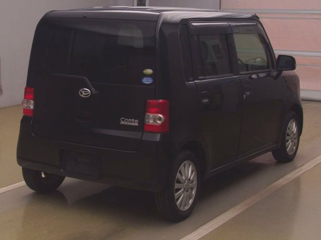 DAIHATSU MOVE CONTE
