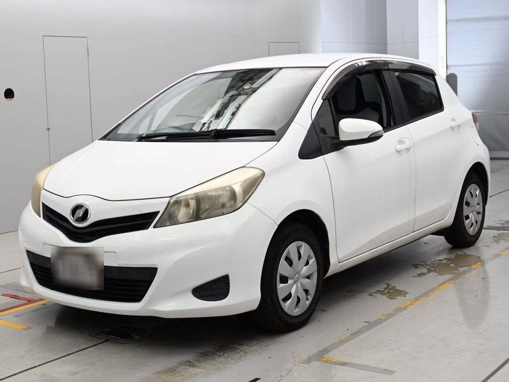 TOYOTA VITZ