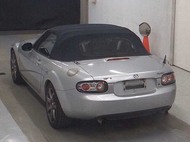MAZDA ROADSTER