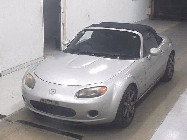 MAZDA ROADSTER