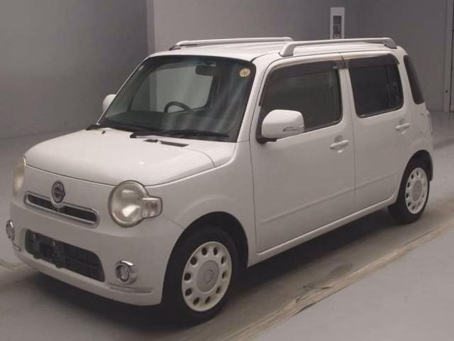 Daihatsu Mira Cocoa