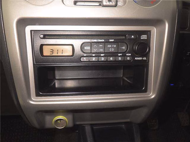 DAIHATSU TERIOS KID