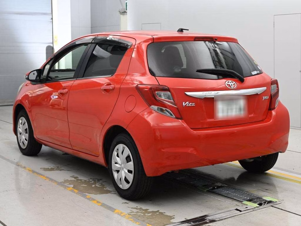 TOYOTA VITZ